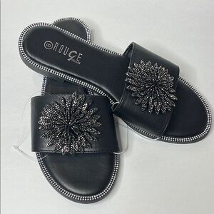 Rouge Helium Black Pom-Pom Slide Sandals